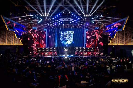 轻易认输 轻易认输